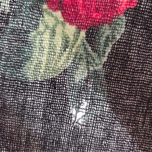 Floral Print Fringed Black Pashmina Wrap - Picture 11 of 13